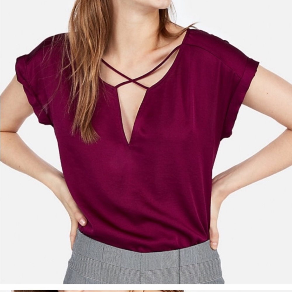 Express Croats Front Satin top in *mauve*